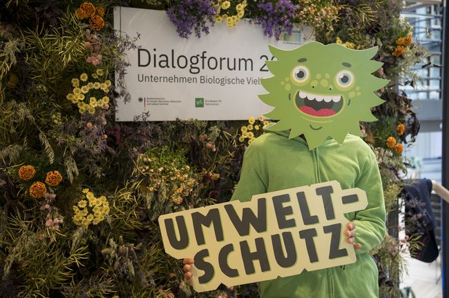 Fleur Allianz Dialog Forum UBi